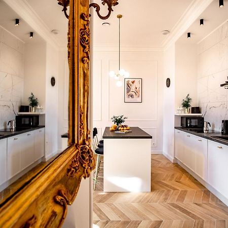 Luxury Apartment St. Sebastian Krakau Buitenkant foto