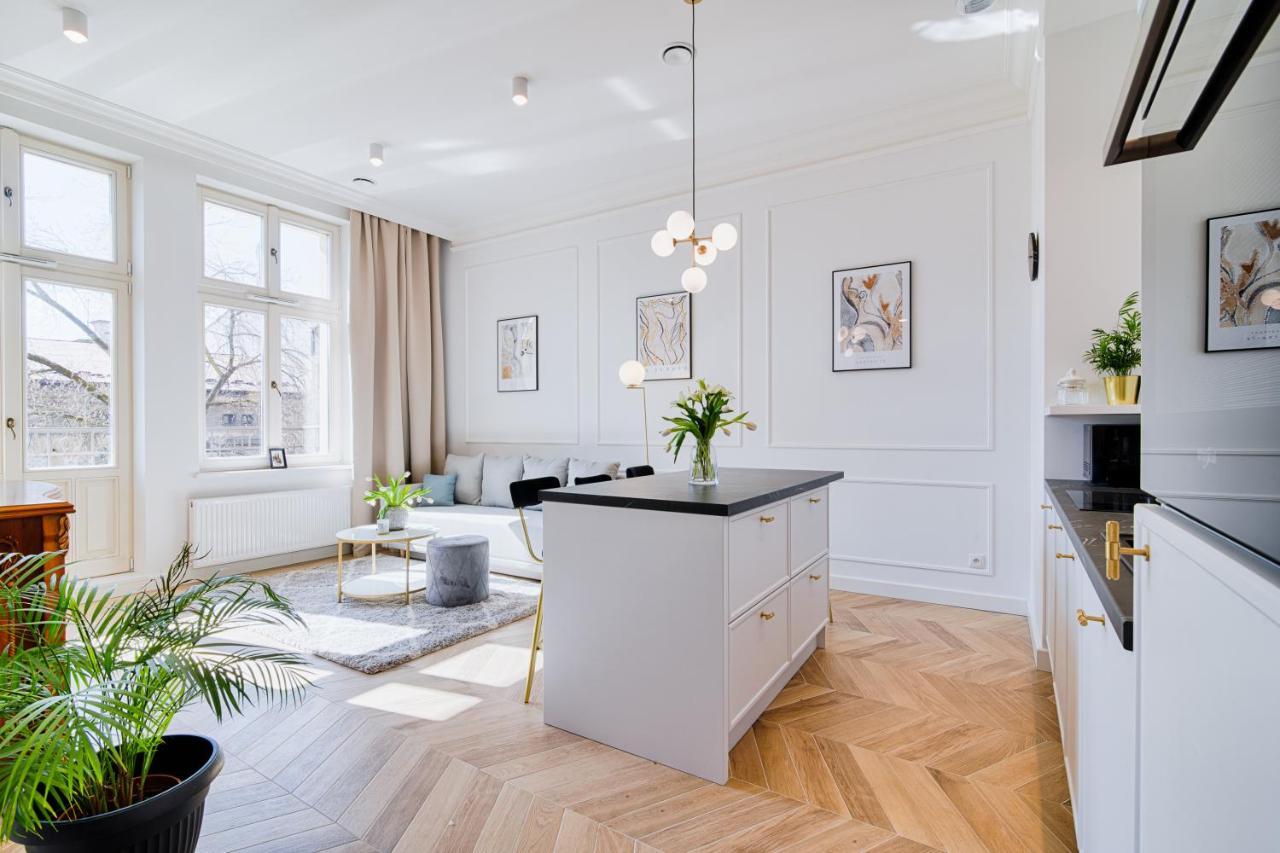 Luxury Apartment St. Sebastian Krakau Buitenkant foto